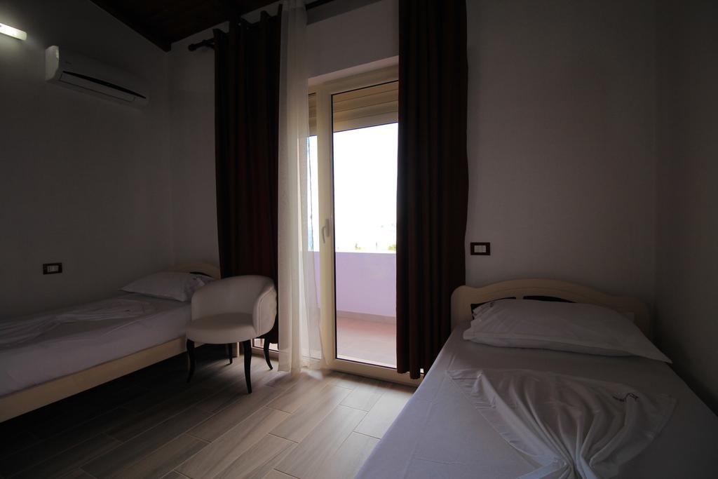 Hotel Keisa Dhërmi 外观 照片