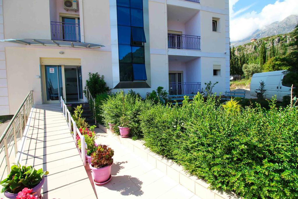 Hotel Keisa Dhërmi 外观 照片